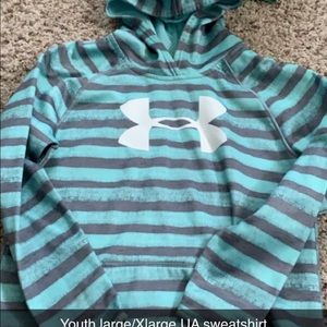 Youth large/Xlarge hood excellent condition